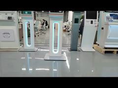 Quiosco de auto-pedido con pantalla curva