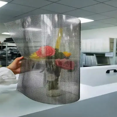 Alta transparencia 85% Película de pantalla LED de vidrio interior de cortina de pared 5000 nits Brillo ultra delgado 3.9mm Diseño tamaño personalizado