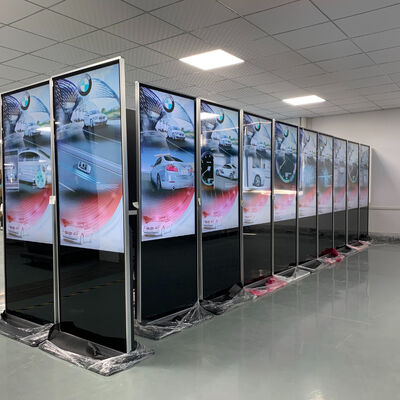 Señalización digital 4K UHD de pie en el piso interior con panel IPS de grado A de LG y gestión remota de CMS en la nube